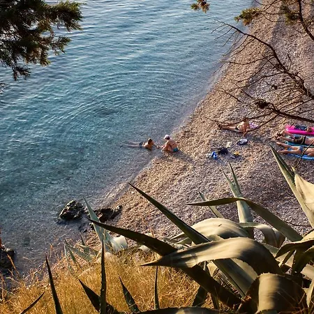 Kastelani Komiža