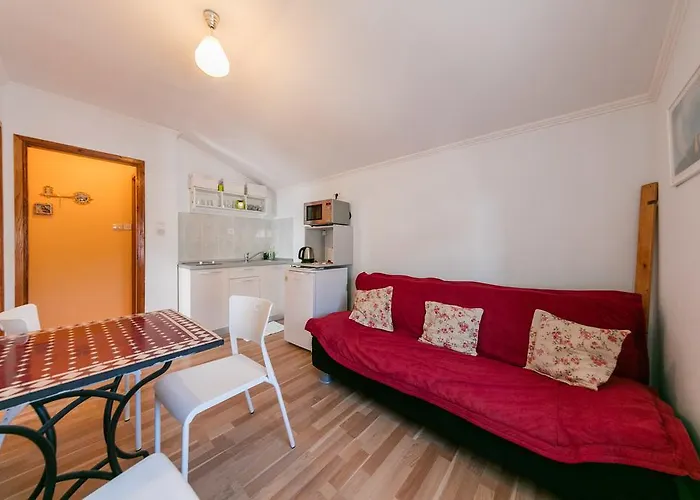 Kastelani Apartamento *