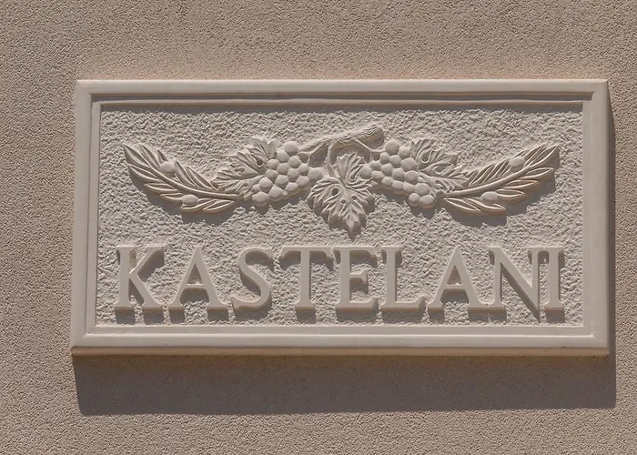 Kastelani Apartment Komiza